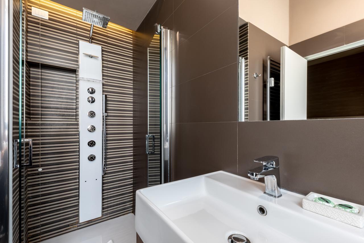 Blue Inn Luxury Suites Roma Exterior foto